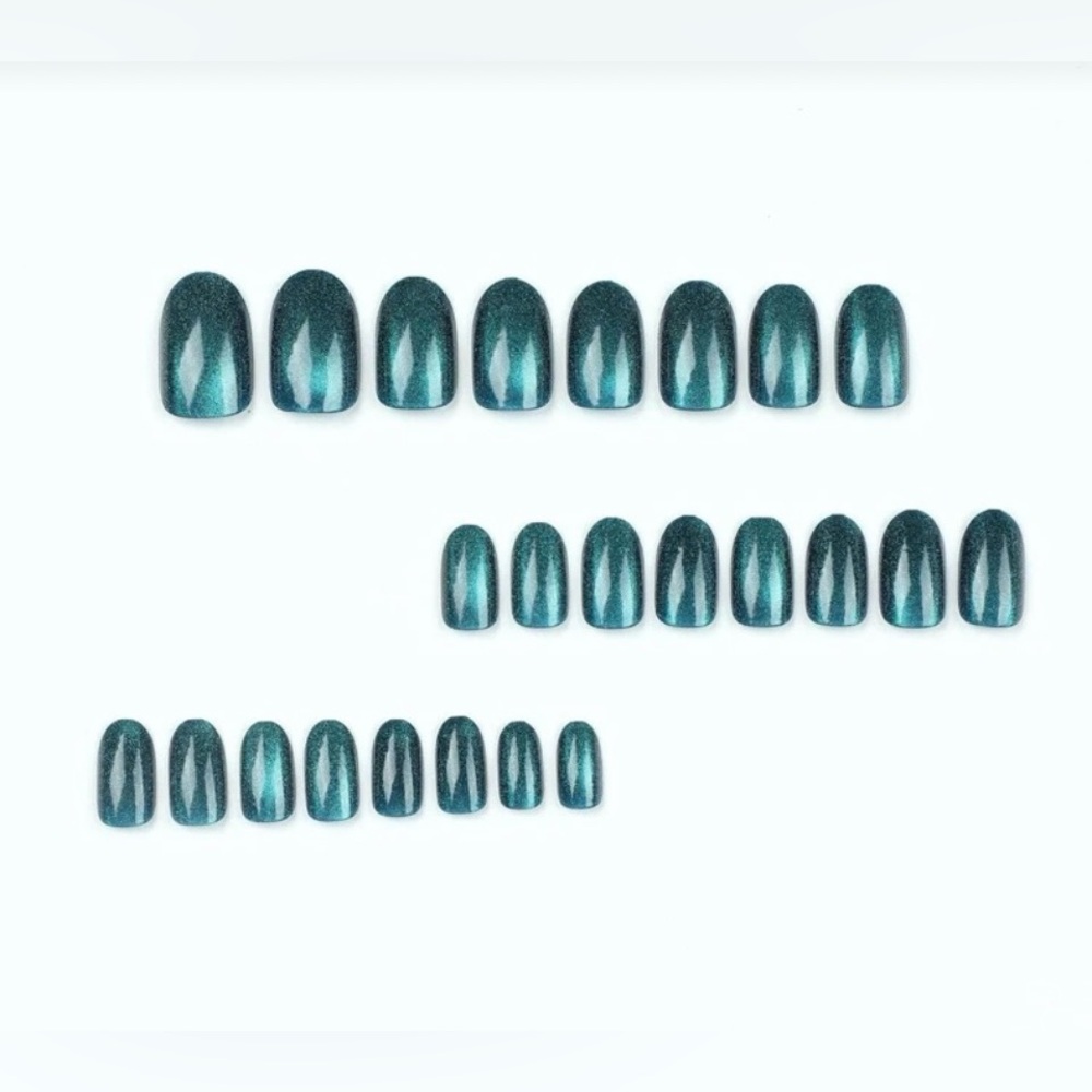 Teal Metallic Cat Eye Medium Oval Nail Kit, 24-Piece Press-On Nails, New - Picture 1 of 10